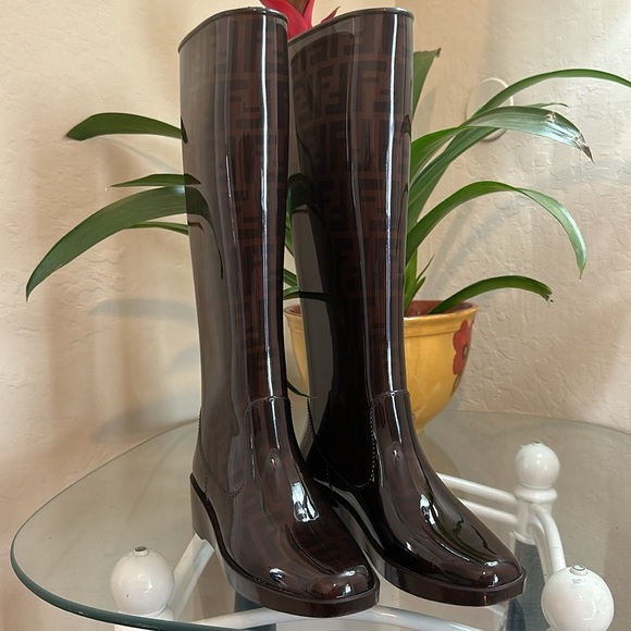Fendi Rain Boots - Picture 2 of 12